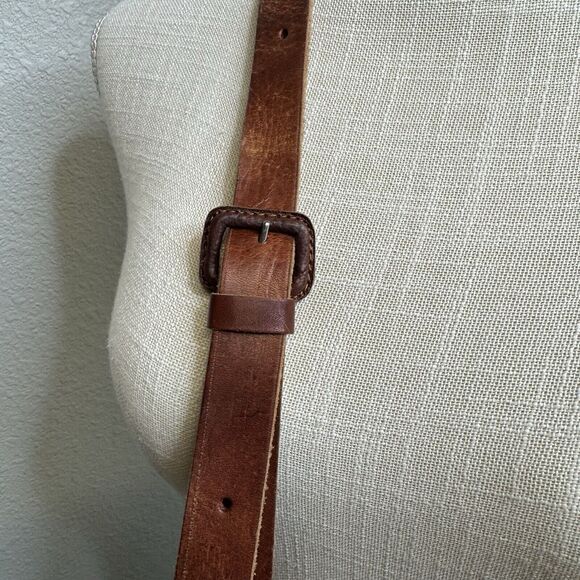 Ladies Genuine Leather Crossbody Purse Round Hand Embossed Mexican Bohemian - Picture 9 of 9